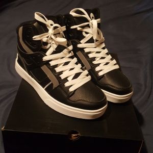 Osiris clone. Men's 9. NEVER WORN with box